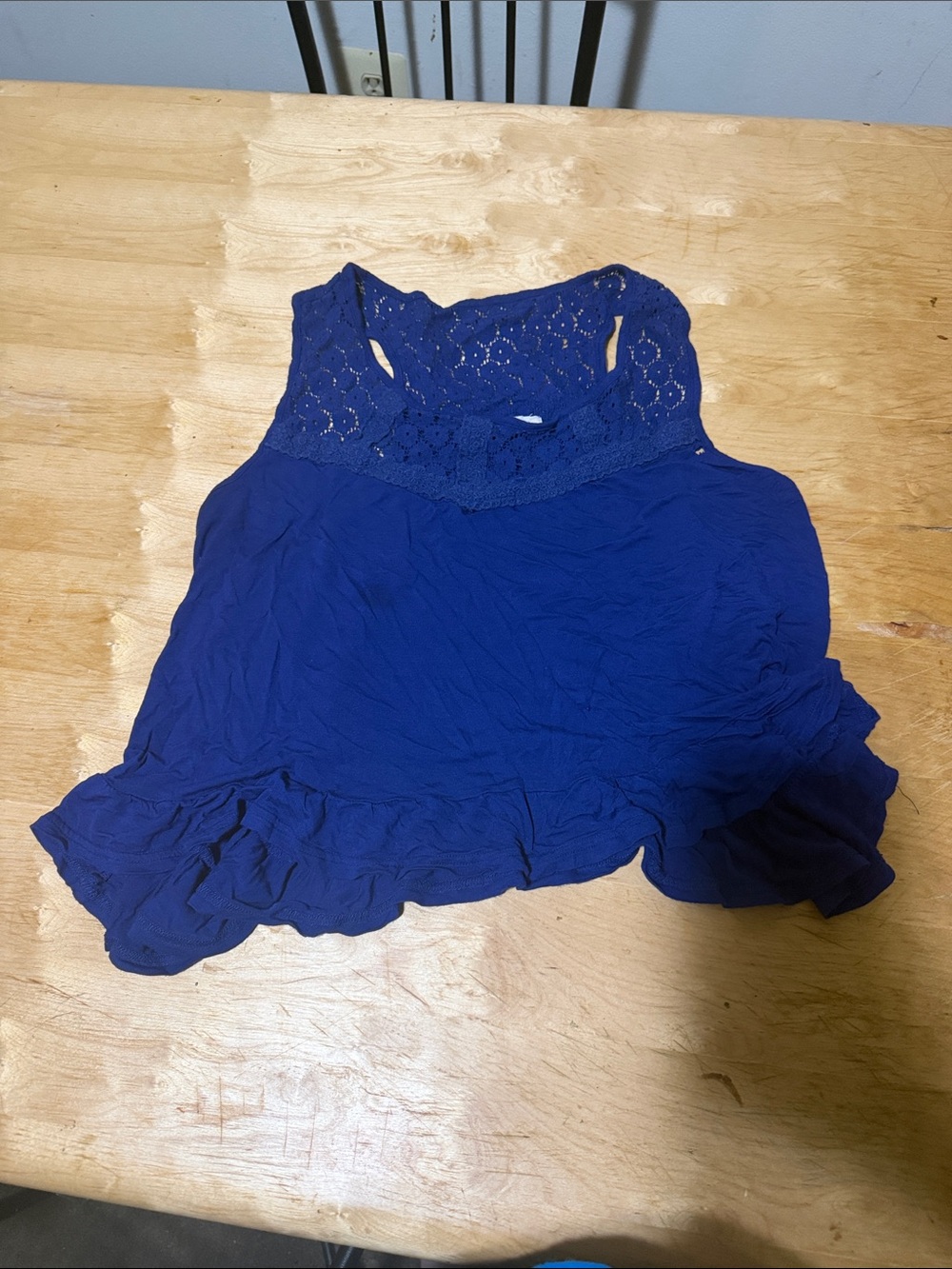 Women's Lace Yoke Sleeveless Top - Blue